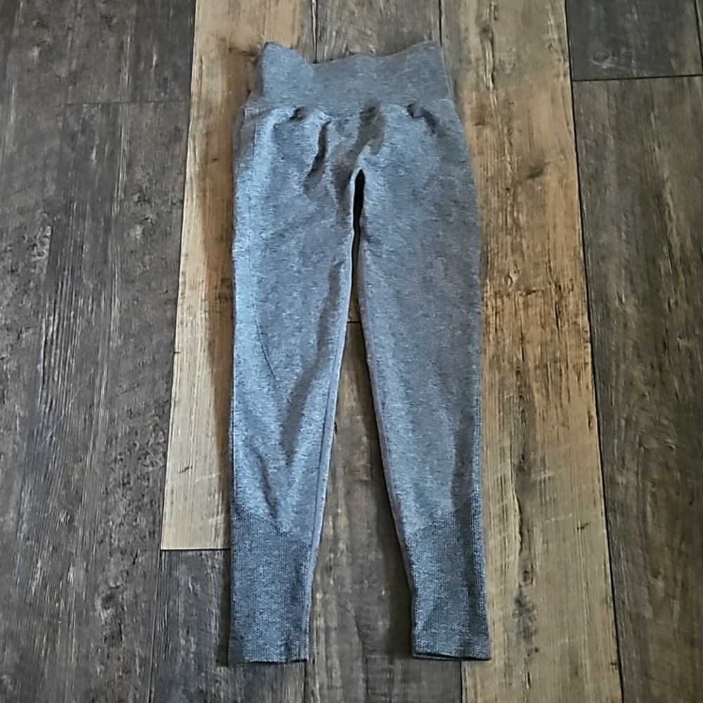 5 for $15!! Woman's Sz Medium Gray Scrunch Butt Lifting Leggings